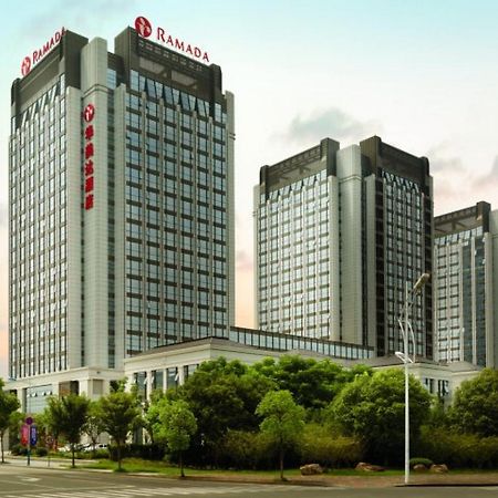 Hotel Ramada Jiaxing Esterno foto