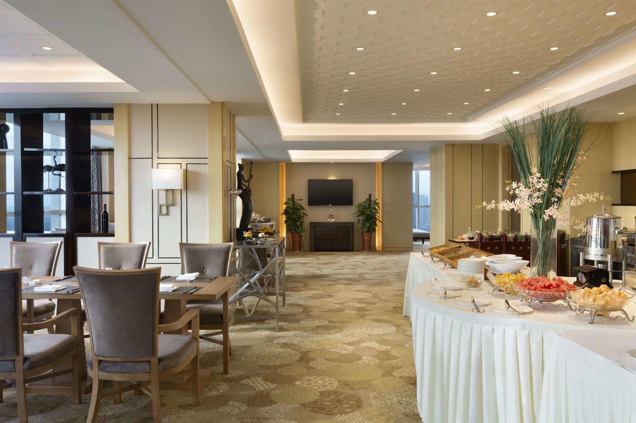 Hotel Ramada Jiaxing Esterno foto