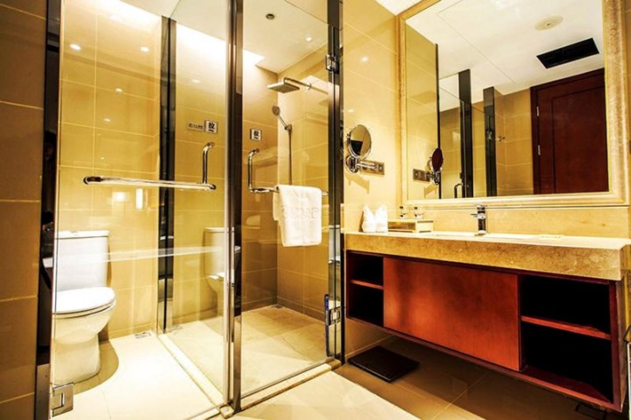 Hotel Ramada Jiaxing Esterno foto
