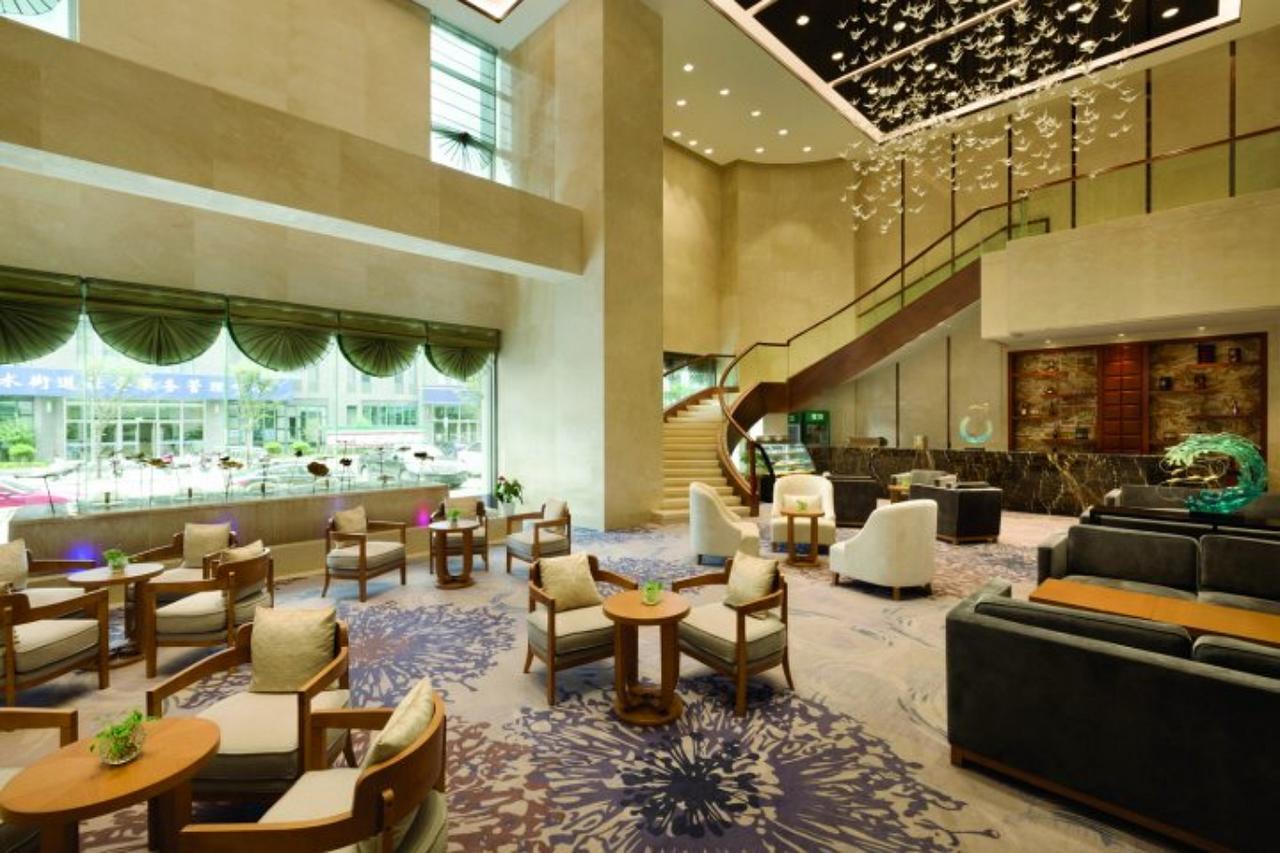 Hotel Ramada Jiaxing Esterno foto