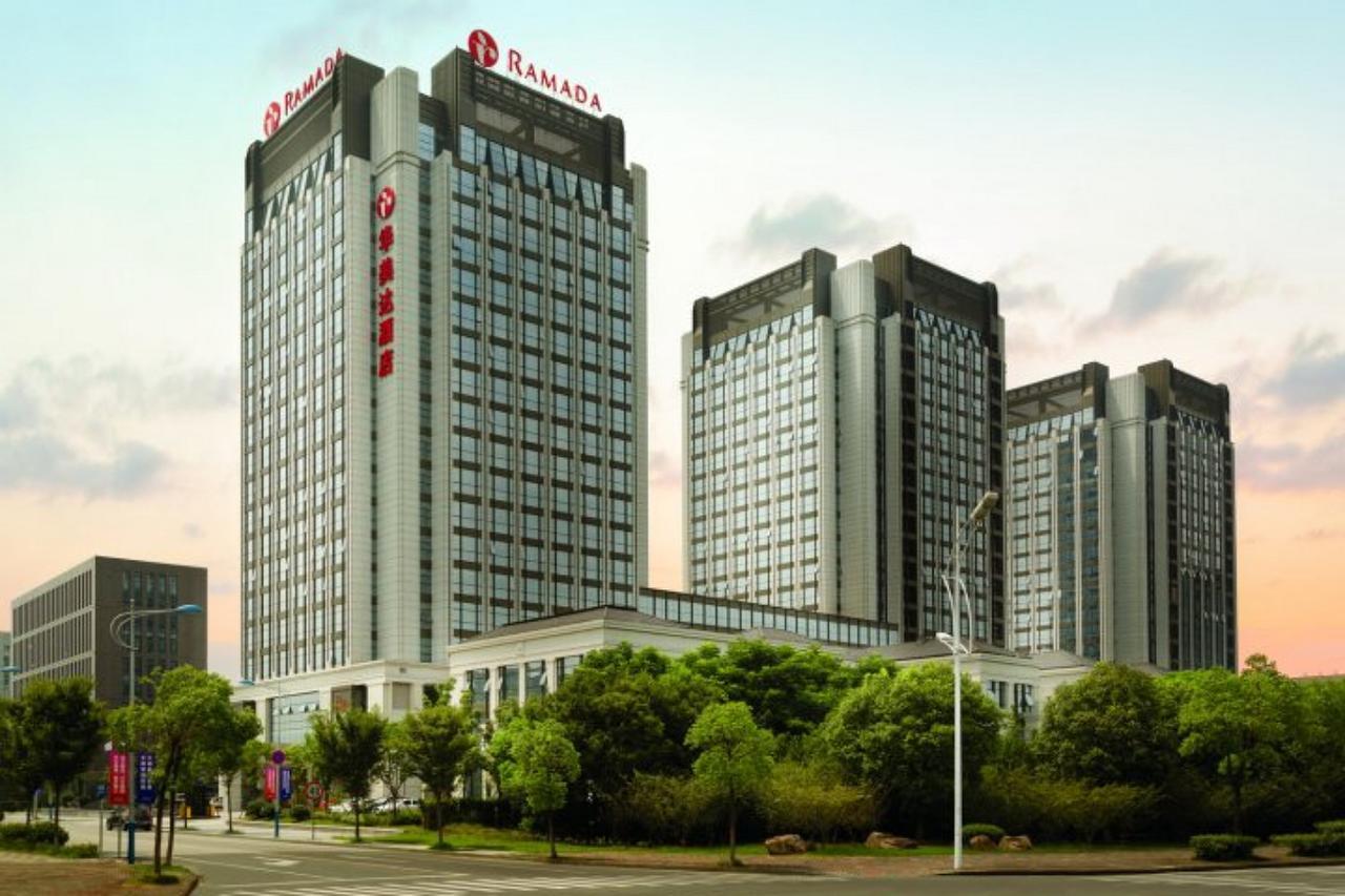 Hotel Ramada Jiaxing Esterno foto